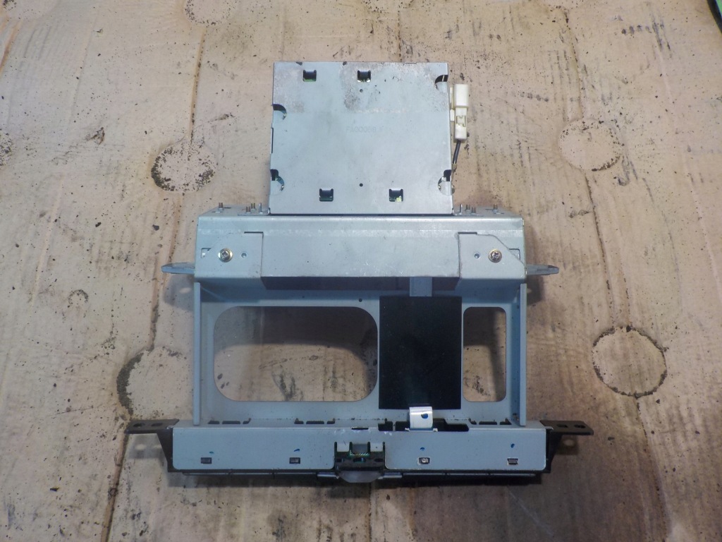 Дисплей радіо, toyota avensis t25 86110-05020 Оригінал