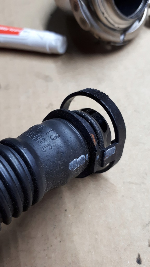 фото №7, A4 b9 lift шланг трубка вентиляция картера 2.0 tdi a5 8w