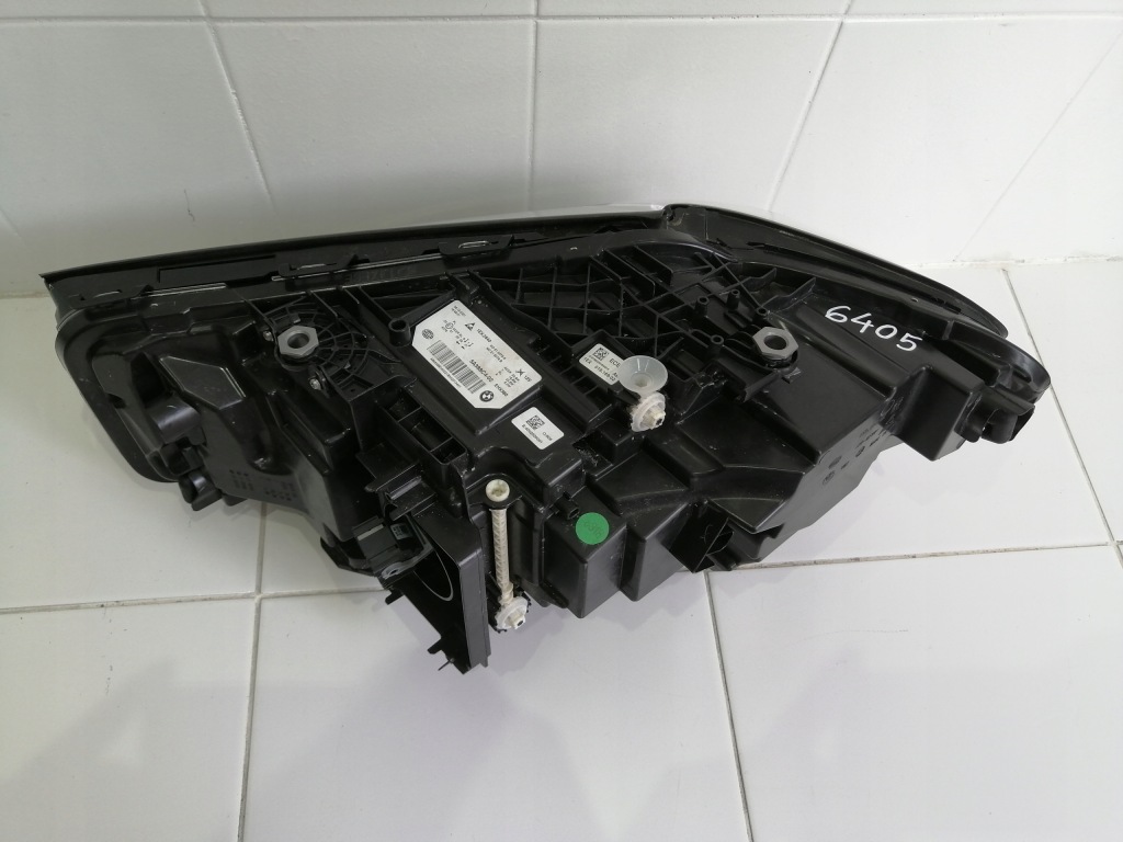 Лампа правая передняя перед bmw g30 g31 lift halmar 6405 с Разборки