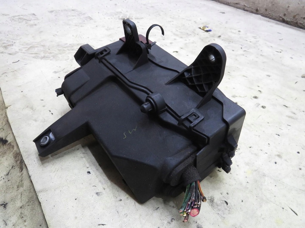 фото №5, Коробка предохранителей корпус jaguar xf x260 2.0d