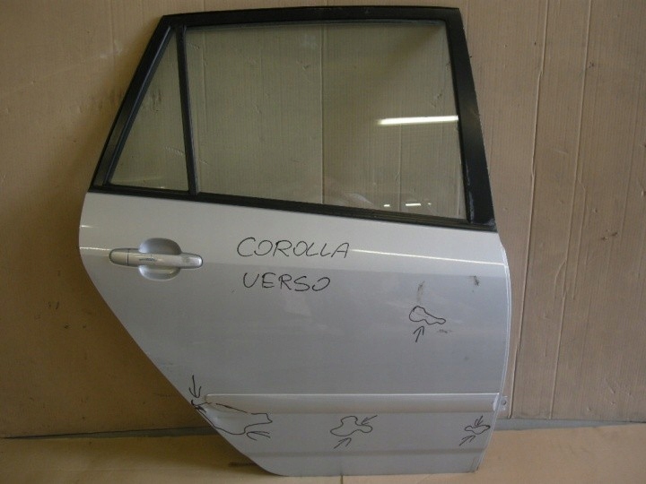 фото №1, Toyota corolla 2001 verso дверь правое задняя