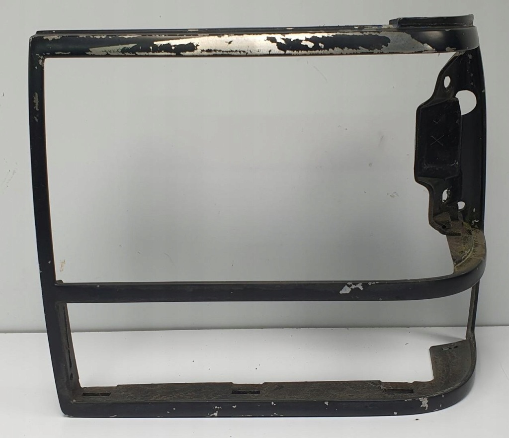 Купити Рамка лампи фара лівий перед ford ranger ii 89-92r e97b-13064