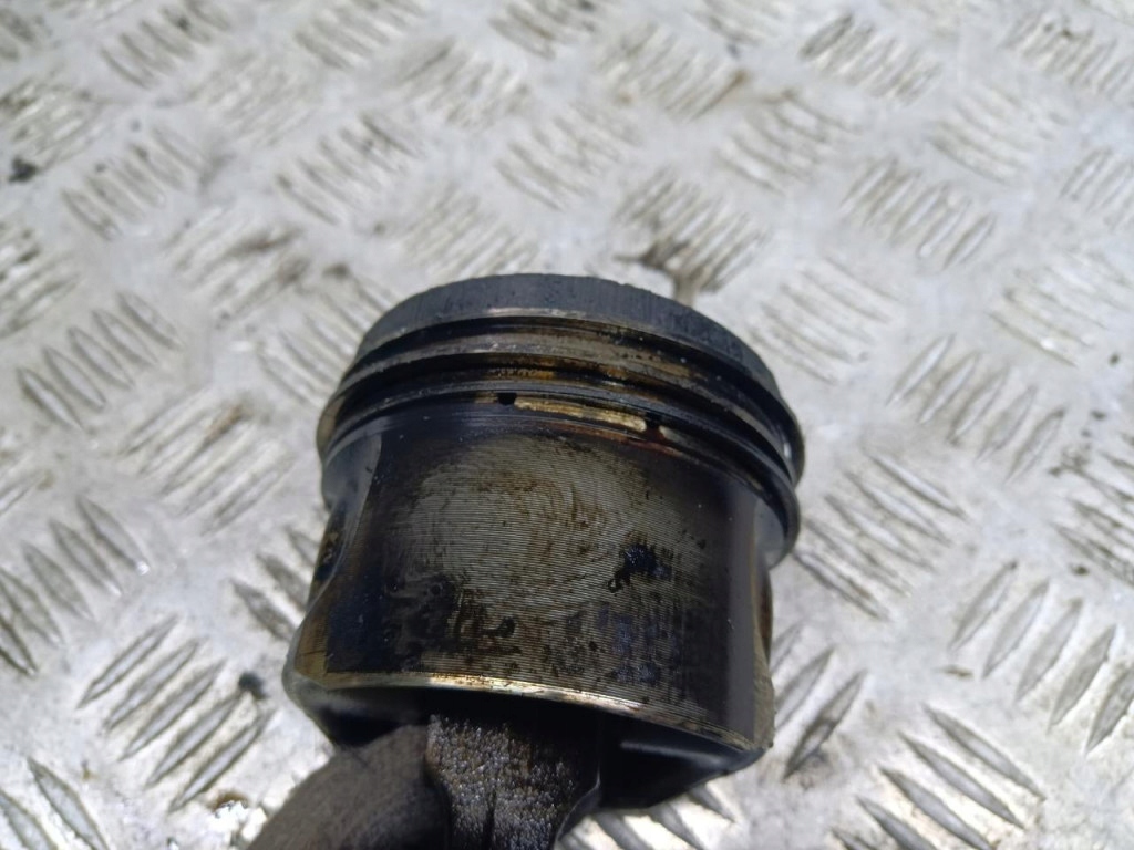 фото №5, Toyota avensis t27 2.0d n47c20a поршень шатун