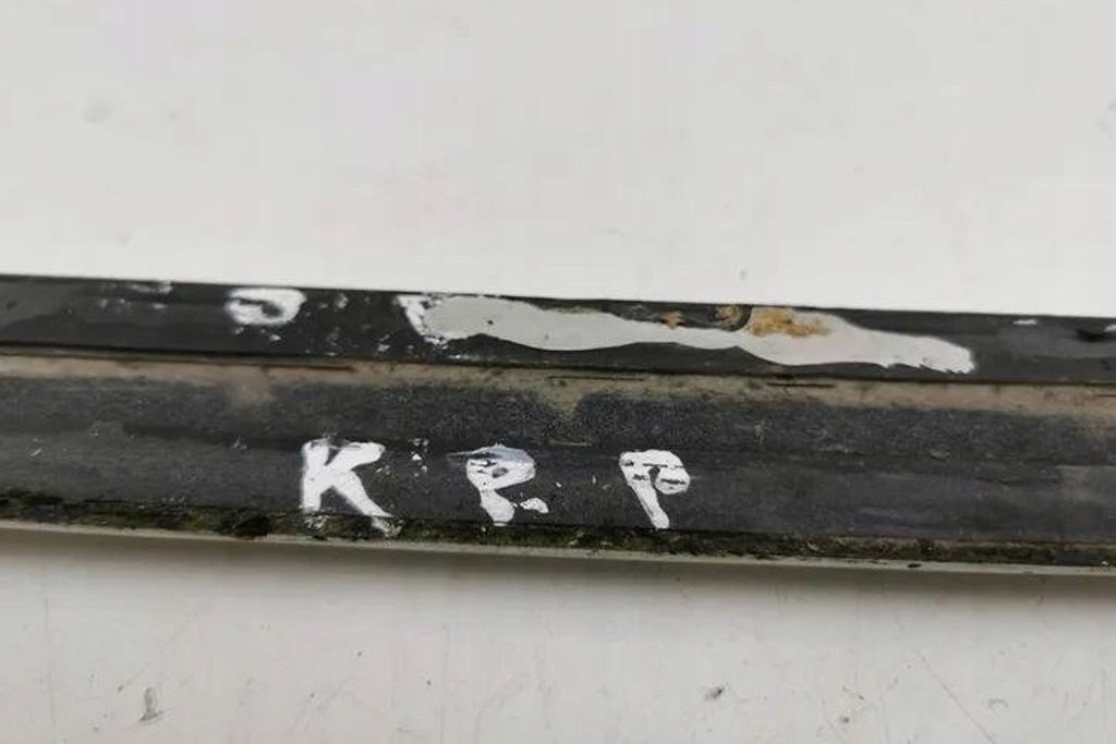 фото №7, Молдинг передних левых дверь toyota corolla verso _e12_ 7573202190 1.4l