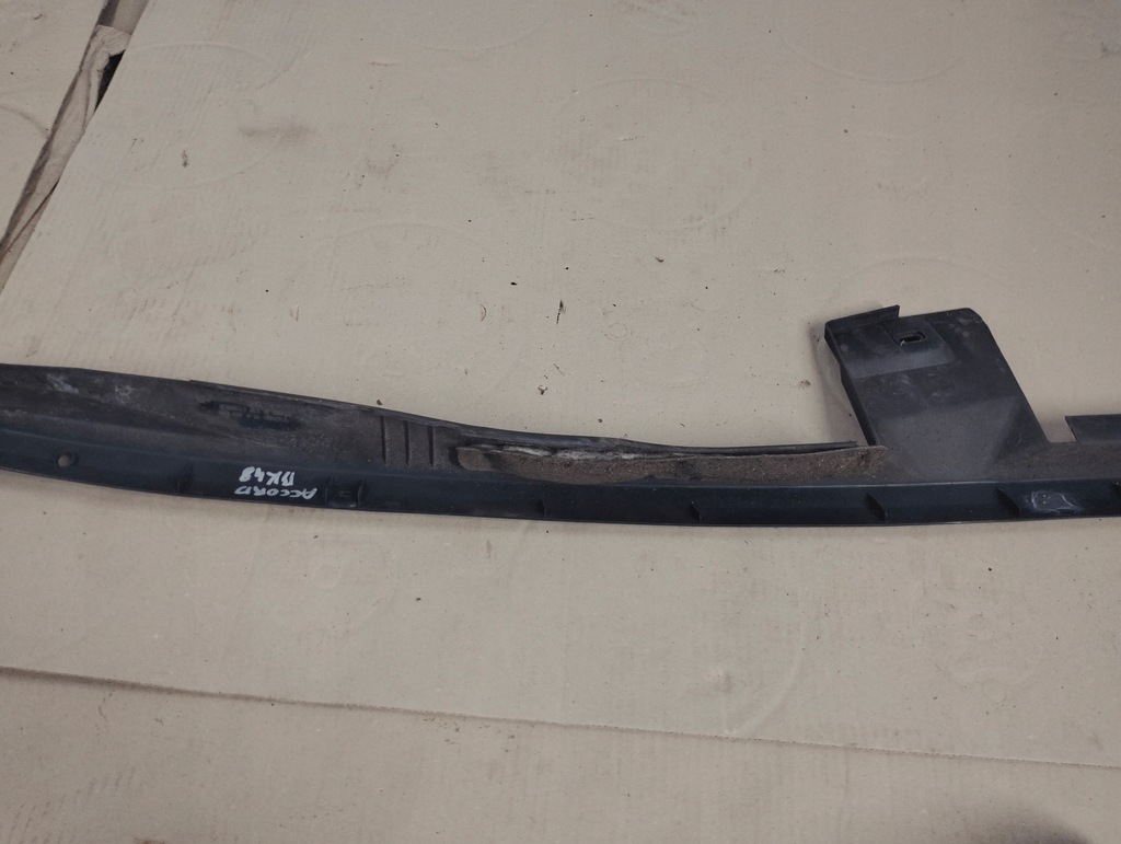 фото №6, Молдинг защита пластик крыла правая honda accord viii 2008-2015