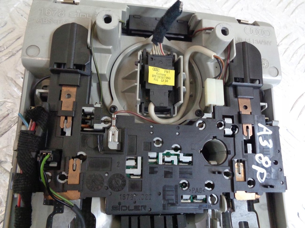 фото №7, Лампа освещение кабины pod панорама audi a3 8p 03- eu 8p0959561