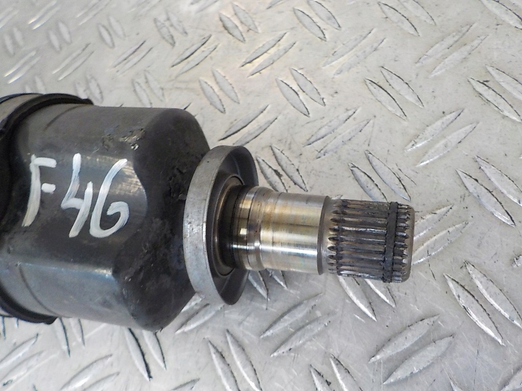 фото №5, Bmw 2 f46 приводной вал левая