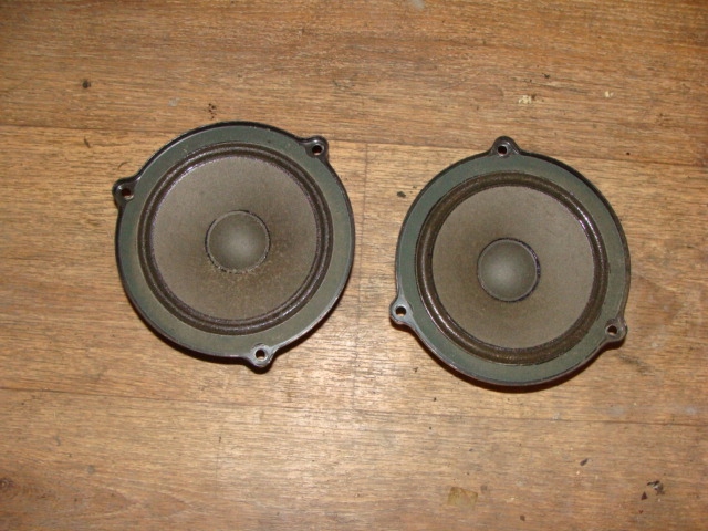 фото №1, Динамик дверь задняя harman kardon land rover discovery 2 ii