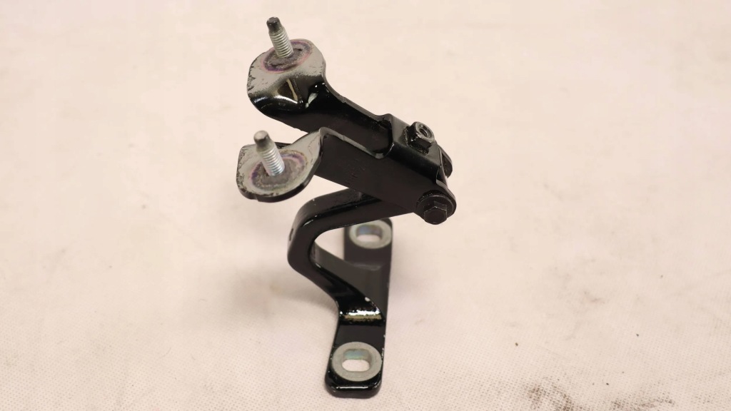 Петля кришки задній багажника лівий tesla model y Оригінал