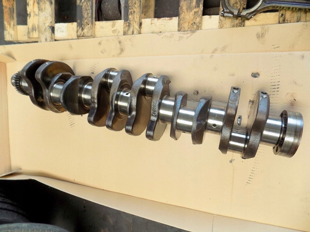 фото №11, Renault premium 250dci 01r wał колінчастий