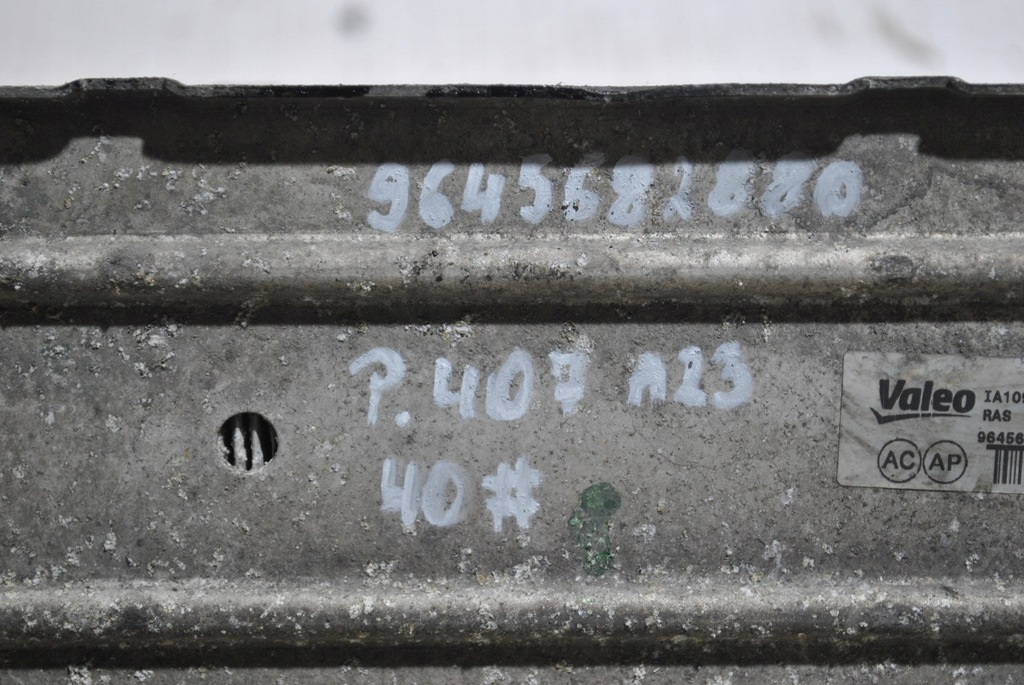 фото №6, Peugeot оригинальный номер 9645682880 радиатор