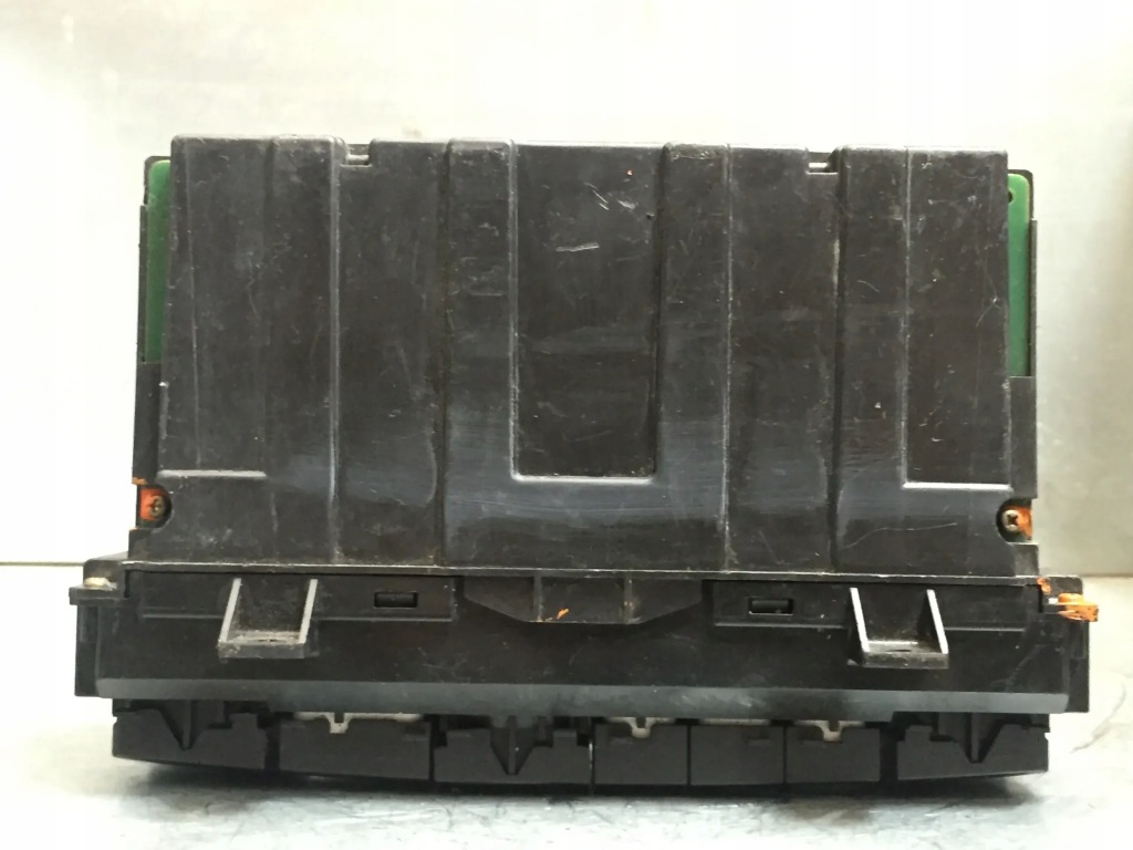 фото №7, Toyota land cruiser j100 2000 панель керування кондиціонер 88650-60620