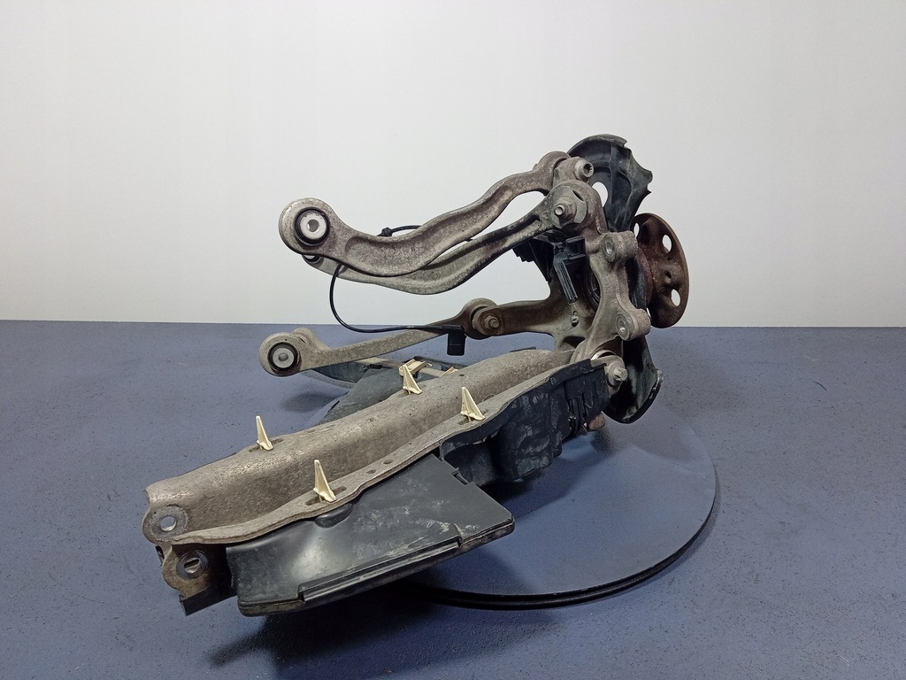 фото №4, Mercedes s w222 3.0 cdi поворотный кулак задняя правая