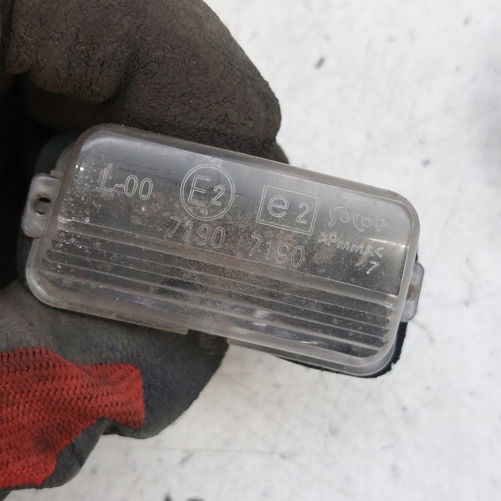 фото №7, Peugeot 5008 лампа номерного знака реєстраційний