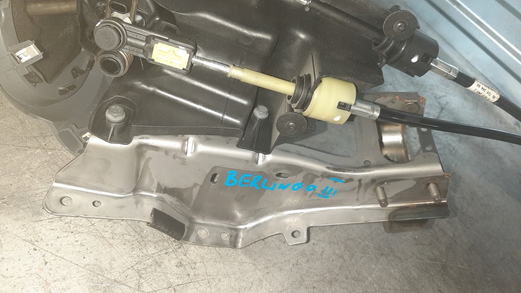 фото №9, Ручка перемикання передач троси 9672434480 berlingo iii