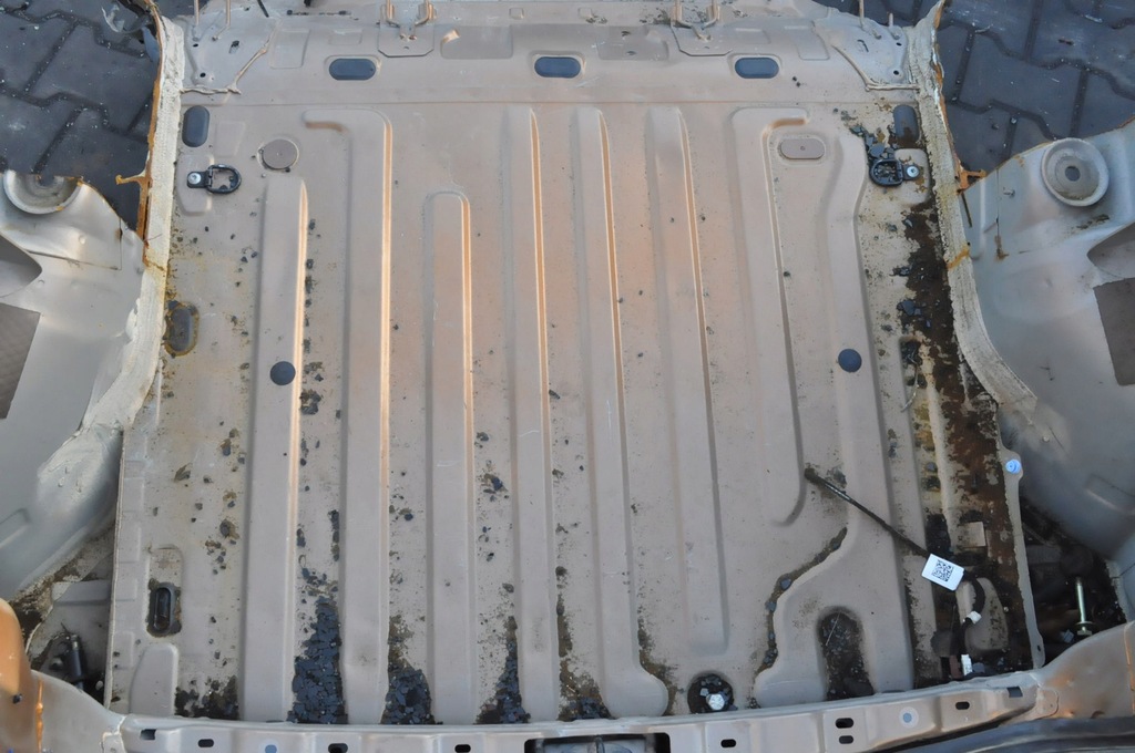 фото №7, Dacia duster ii pas задня задній піддон