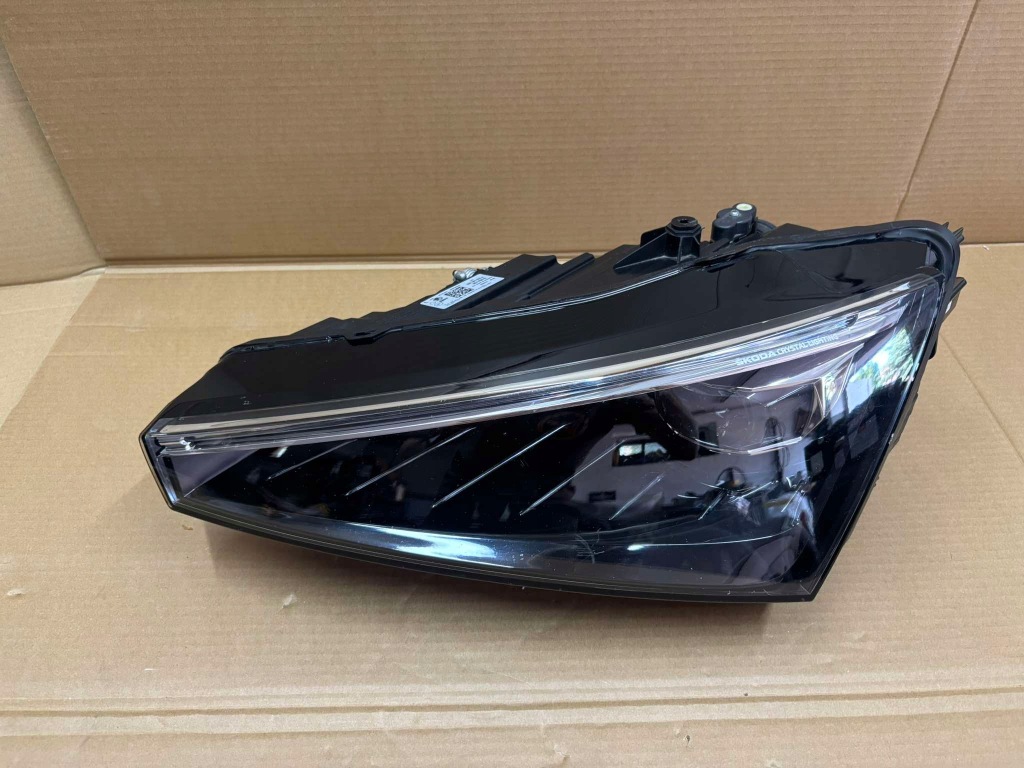 фото №1, Лампа левая перед skoda scala crystal lighting 657941015a