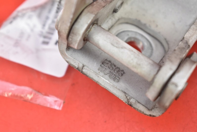 фото №8, Петля петли дверь правый перед peugeot boxer 2 ii 06-14