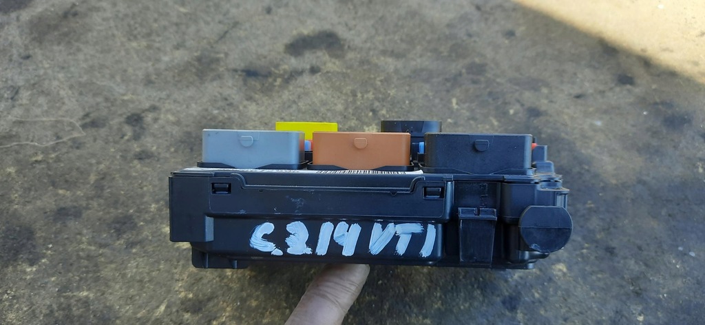 фото №6, Коробка запобіжників модуль bsm citroen c3 ii 9667199580