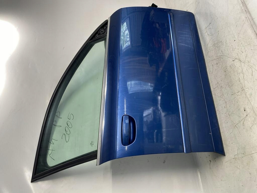 фото №1, Двері правий перед повний avant колір lz5c audi a4 b7 двері