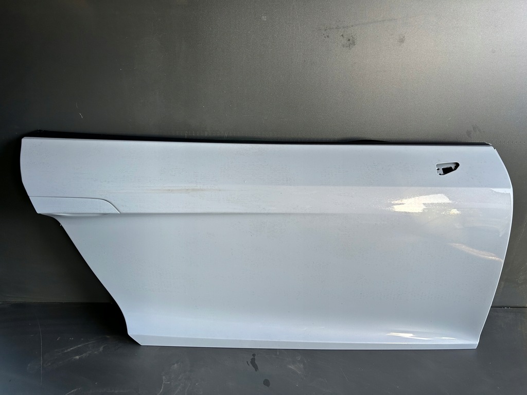 фото №1, Audi r8 дверь правое передние 15r полный