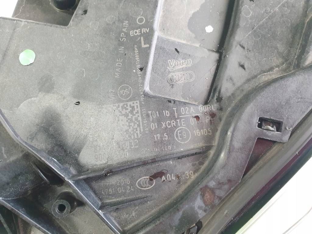 фото №8, Audi q2 s-line 17r лампа левый перед full led с модулями комплектная europa