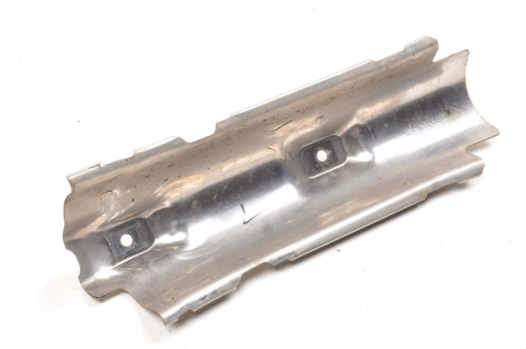 Aston martin vantage накладка трубы выпускной левая Цена