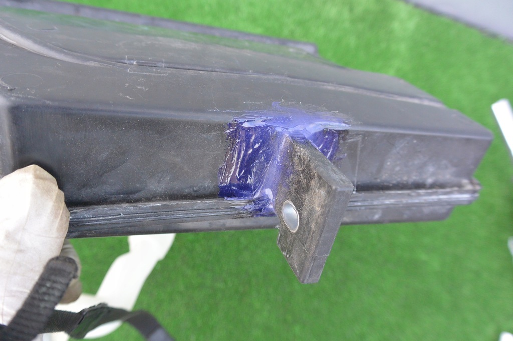 фото №10, Бак омивача maserati ghibli quattroporte