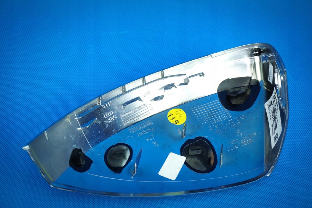 фото №8, Корпус дзеркало зовнішній pr audi s3 8v 8v0857528c 3q7