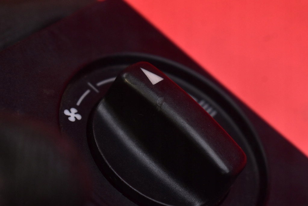 фото №10, Панель управление обдув кондиционер 893959621 audi 80 b3 86-91