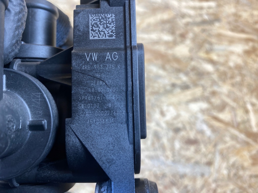 фото №10, Дополнительная насос wody клапан отопителя porsche taycan 9j1 5810r1003