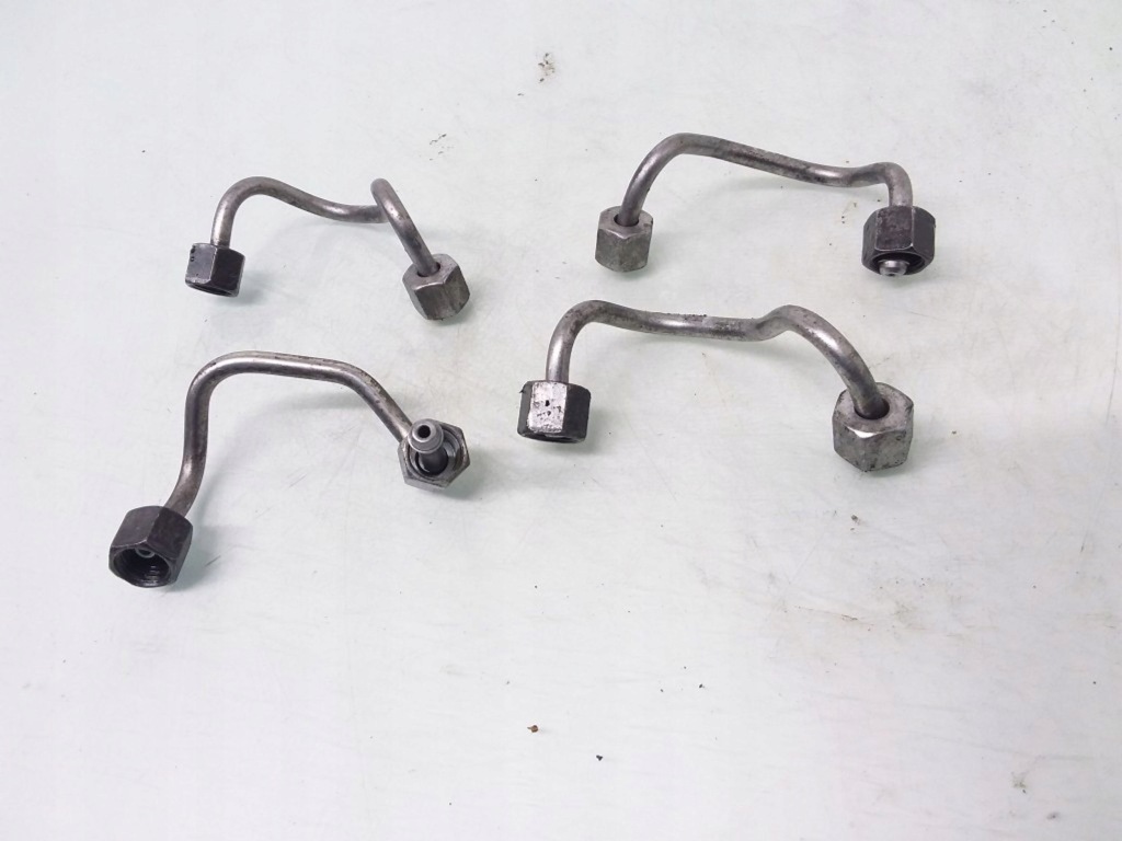 Купить 2014 volvo v60 шланг впрыскной