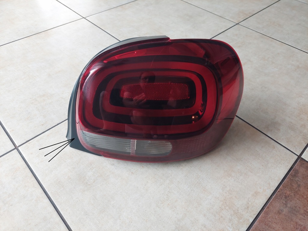 фото №1, Citroen оригинальный номер 9812257480 лампа задняя правая