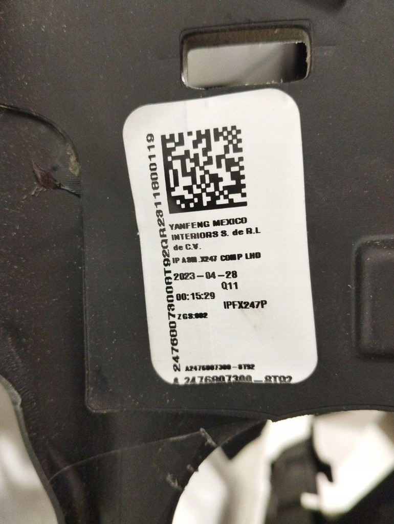 фото №5, Mercedes-benz eqb 2023 панели приборная, консоль