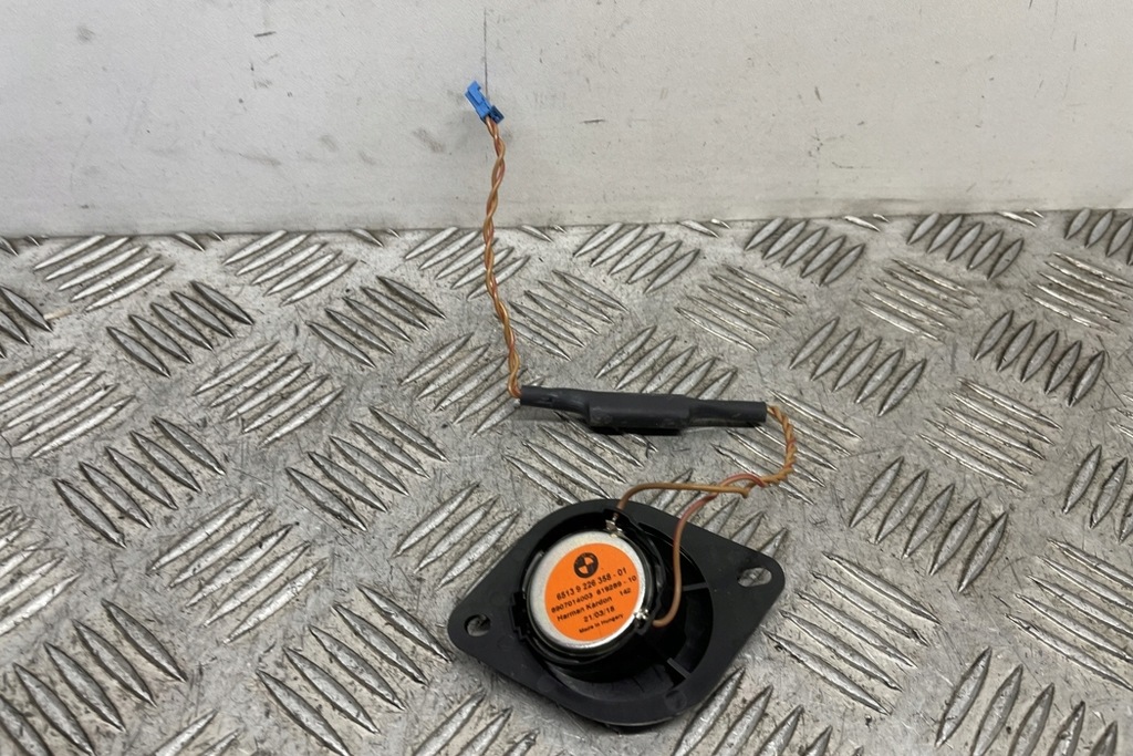 фото №8, Динамик w задний стекло bmw 4 coupe f32, f82 9226358 2.0l бензиновый 135kw