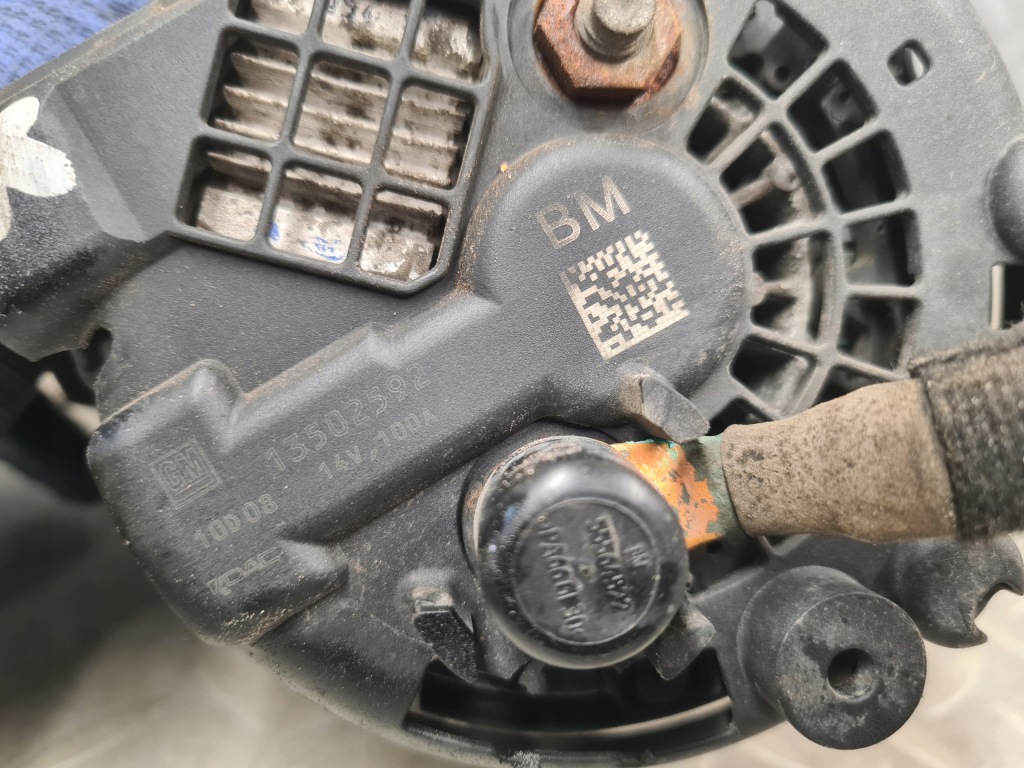 Купить Генератор opel insignia a 2.0 turbo 220km оригинал 13502592