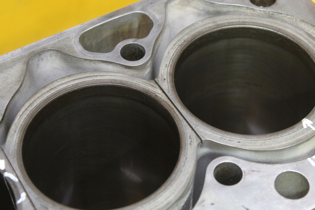 фото №9, Блок двигателя volvo s60 ii s80 ii 2.4 biturbo d5 d5244t15 09487202 31339345