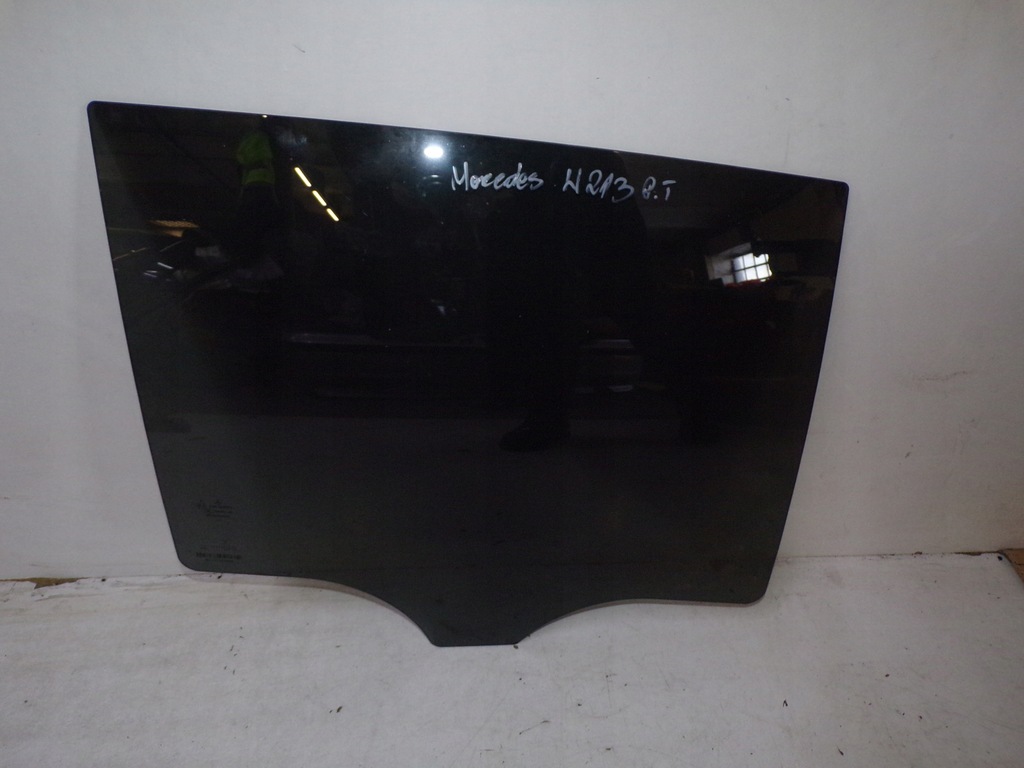 фото №1, Стекло дверь задняя правая mercedes w213 kombi