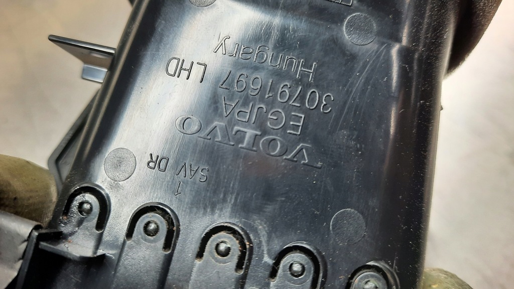 фото №7, Решітка обдув ліва 30791697 volvo v40 ii 12-19r eu