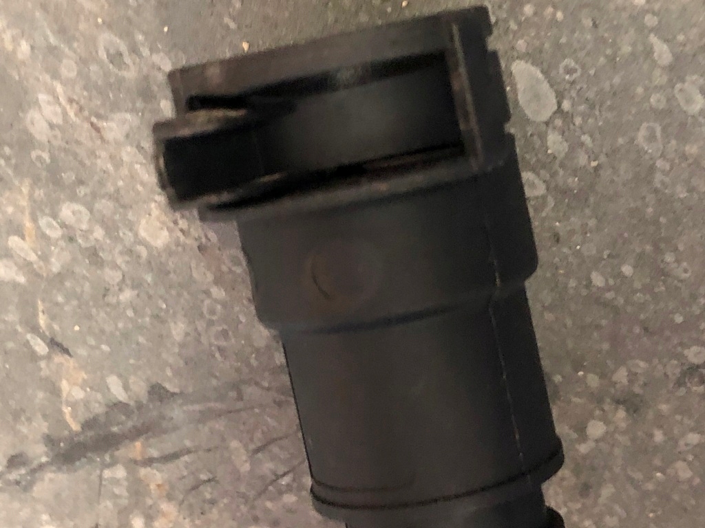 фото №13, Фільтр паров поглинач протікання 16117439920 2pin do bmw x7 g07 lift