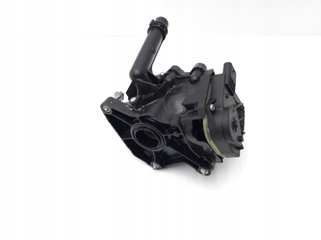 фото №7, Bmw 3 f30 f35 f31 2018 термостат / корпус термостата