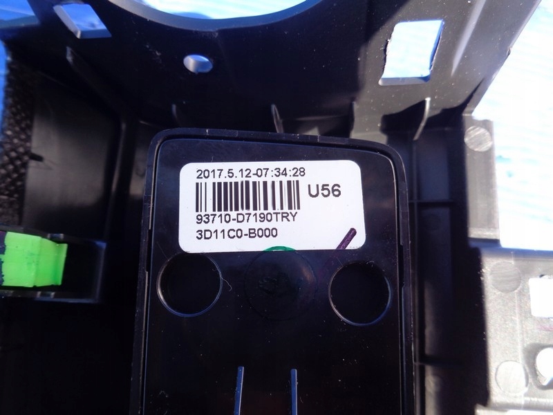 фото №3, Hyundai tucson ii, iii панель света 93710-d7190