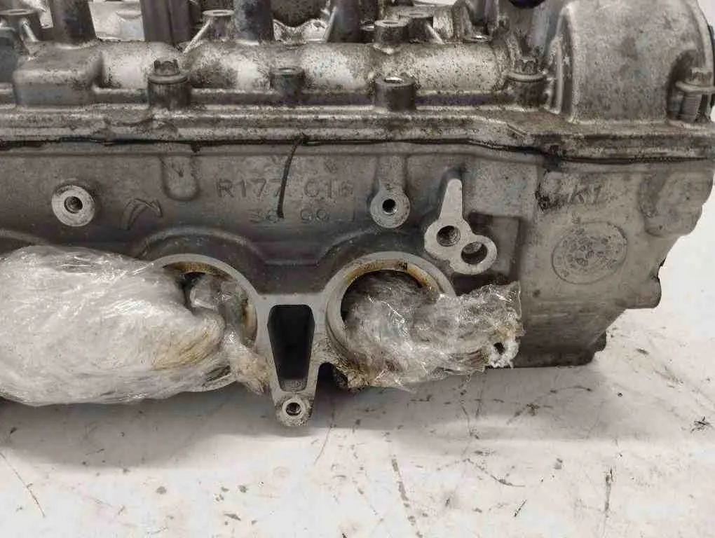 фото №14, Головка двигуна mercedes-benz c w205 a1770107700 4.0l бензиновий 2015