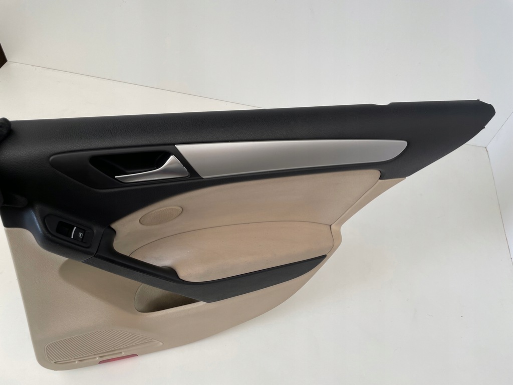 фото №7, Обивка обшивка дверь vw golf vi правый задняя