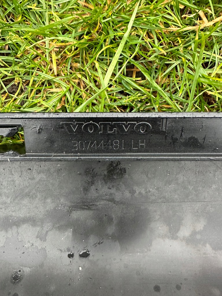 фото №5, Молдинг порог левая 30744481 volvo v50 s40 ii