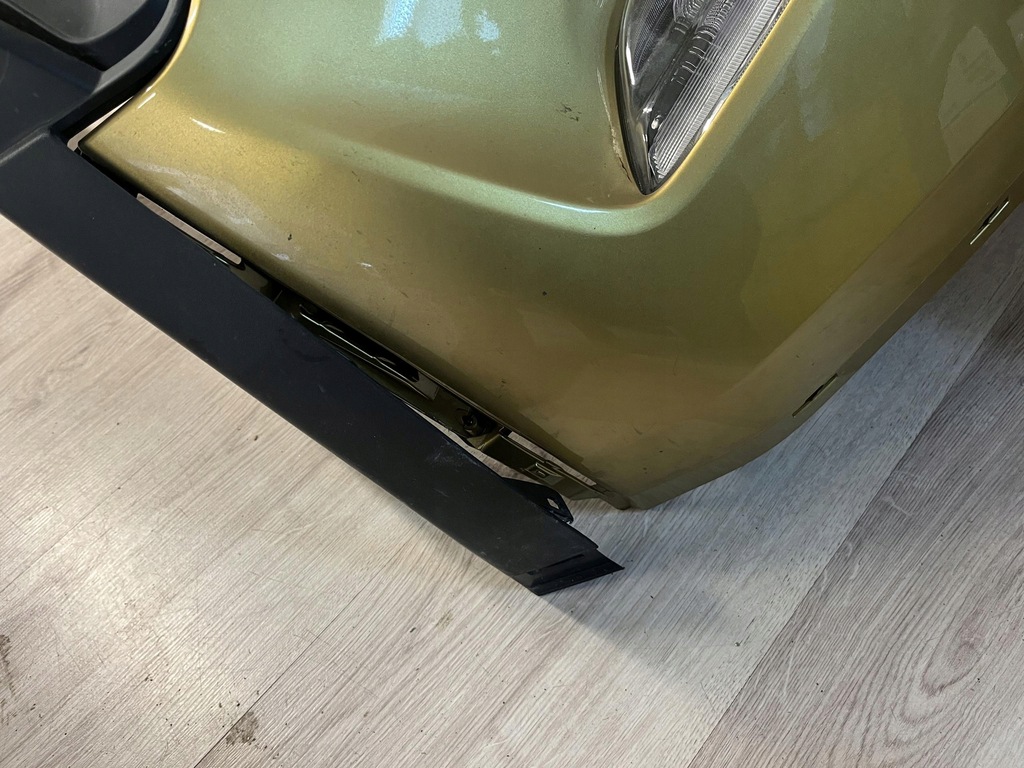 фото №9, Toyota yaris cross бампер перед передний противотуманная фара накладка 52119-0d020