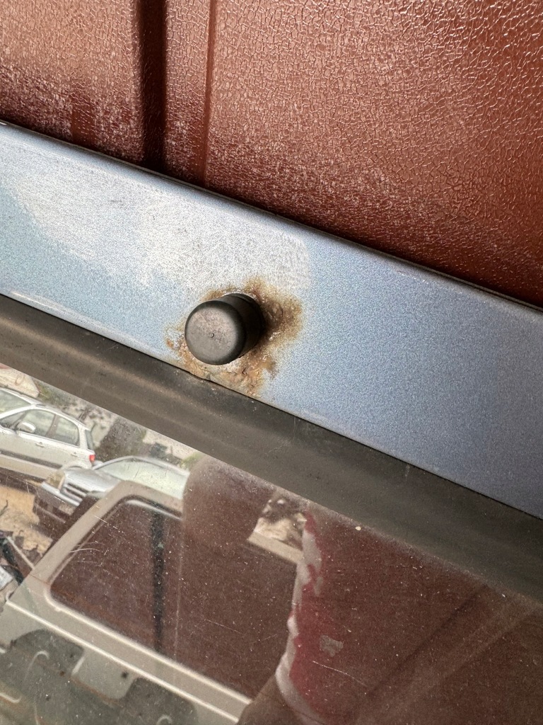 фото №9, Крышка багажника задняя задняя mitsubishi pajero i 1 82-90r. стекло крышки