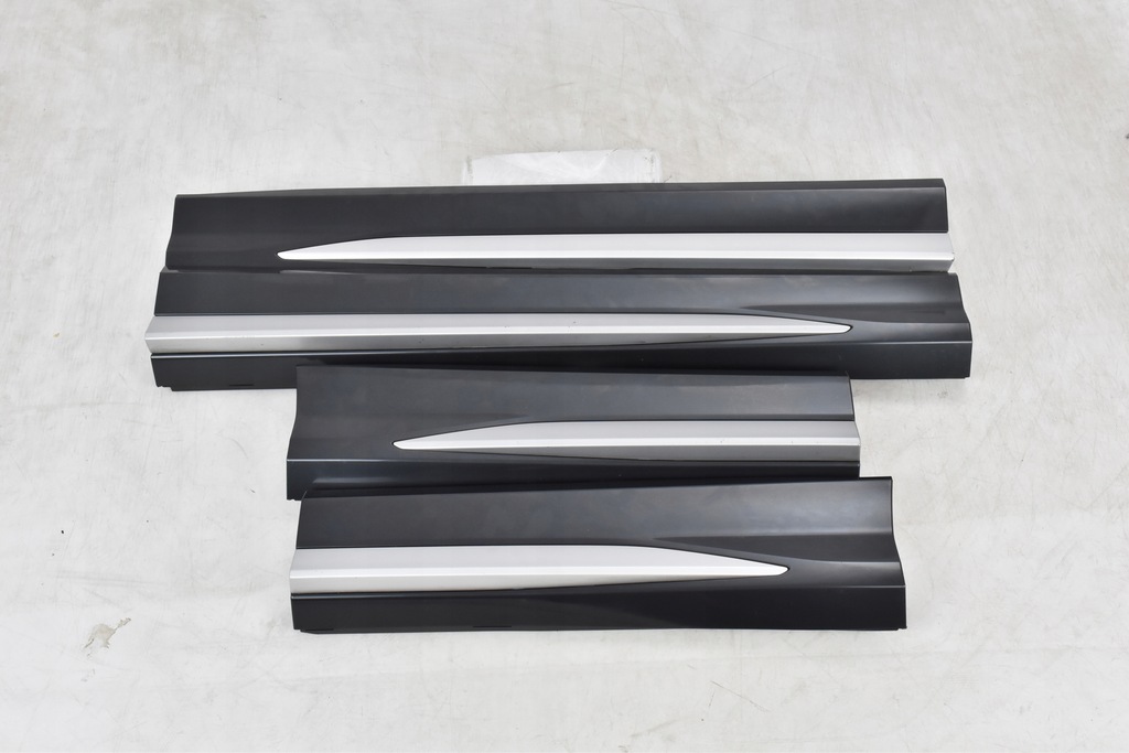 фото №1, Audi q3 молдинг na дверь левая задняя
