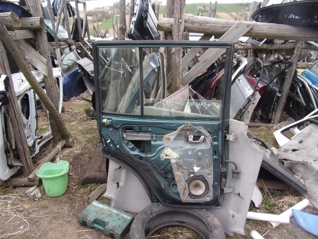 фото №9, Дверь pajero iii 5d задняя