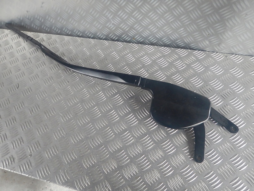 фото №4, Toyota prius plus + iii lift iv 12- рычаг дворники рычаги дворник